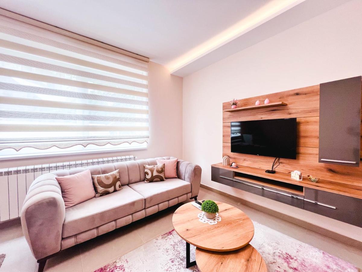 Old Town Luxury Suites Belgrad Exterior foto
